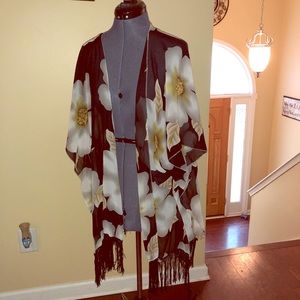 Beautiful coverup or shawl